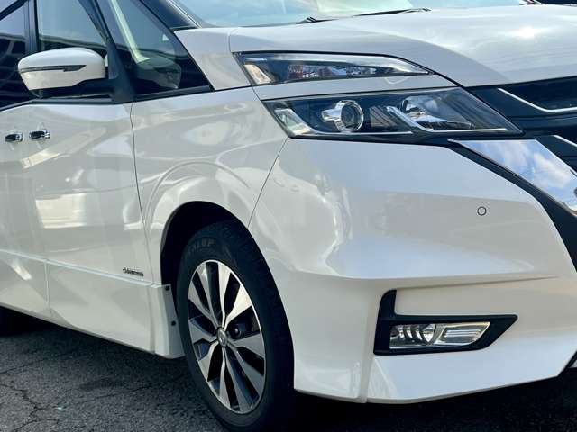 日産 セレナ ２．０ ハイウェイスター Ｖ R1年 (近畿) 99