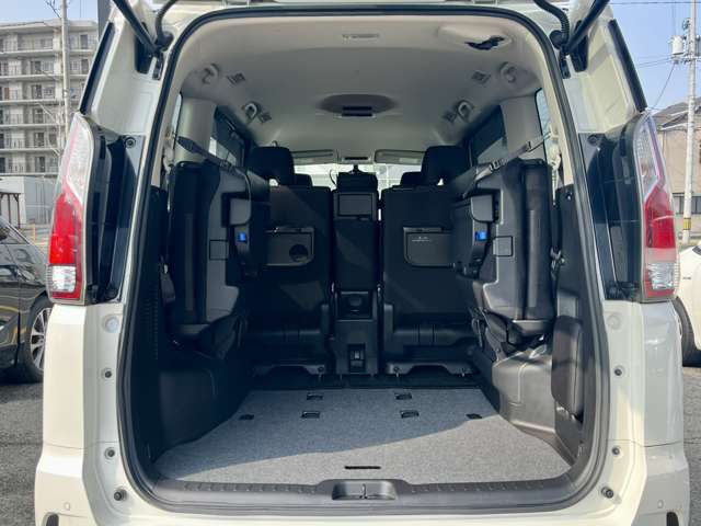 日産 セレナ ２．０ ハイウェイスター Ｖ R1年 (近畿) 99