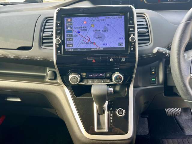日産 セレナ ２．０ ハイウェイスター Ｖ R1年 (近畿) 99