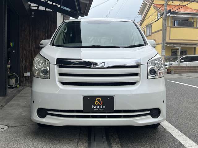 トヨタ ノア ２．０ Ｘ H22年 (近畿) 99