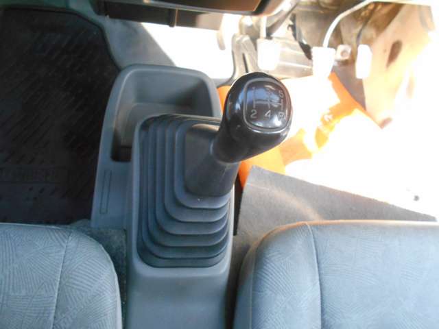三菱 ミニキャブトラック ６６０ ＶＸ－ＳＥ H24年 (近畿) 99
