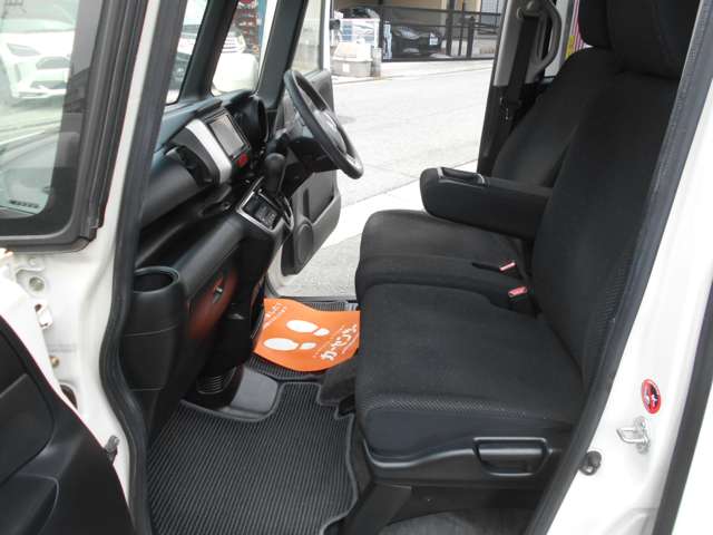 ホンダ Ｎ　ＢＯＸ ６６０ Ｇ Ｌパッケージ H26年 (近畿) 99