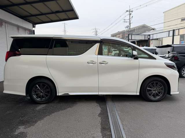 トヨタ アルファード ３．５ エグゼクティブ ラウンジ Ｓ ４ＷＤ R1年 (近畿) 99