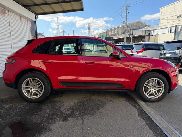 ポルシェ マカン ＰＤＫ ４ＷＤ R1年 (近畿) 99