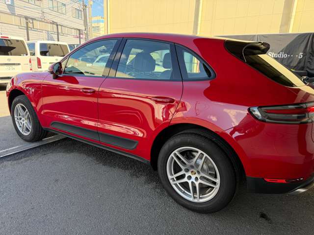 ポルシェ マカン ＰＤＫ ４ＷＤ R1年 (近畿) 99