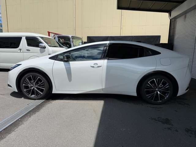 トヨタ プリウス ２．０ Ｚ R6年 (近畿) 99