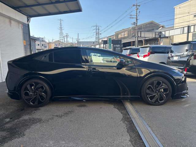 トヨタ プリウス ２．０ Ｚ R5年 (近畿) 99