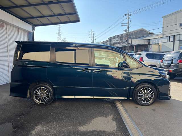 トヨタ ヴォクシー ２．０ ＺＳ H26年 (近畿) 99