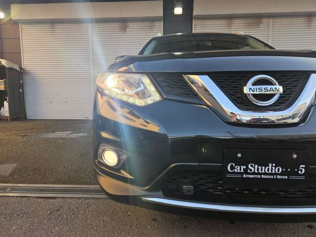 日産 エクストレイル ２．０ ２０Ｘ エマージェンシーブレーキパッケージ ３列車 ４ＷＤ H26年 (近畿) 99