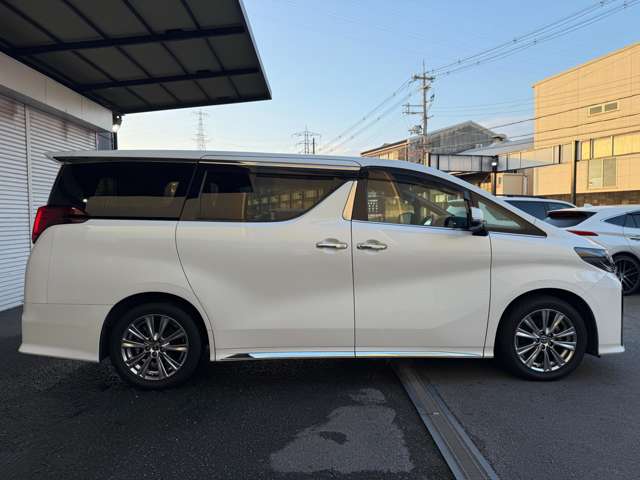 トヨタ アルファード ２．５ Ｓ タイプゴールドＩＩ R4年 (近畿) 99
