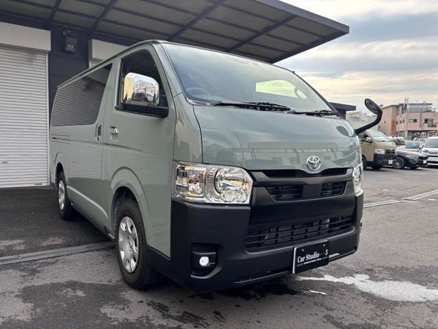 トヨタ ハイエースバン ２．８ スーパーＧＬ ロング ディーゼルターボ R7年 (近畿) 99