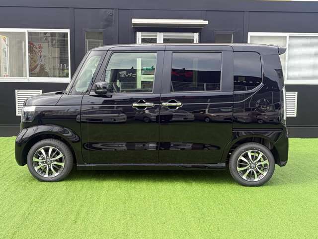 ホンダ Ｎ　ＢＯＸ カスタム ６６０ R8年 (近畿) 99
