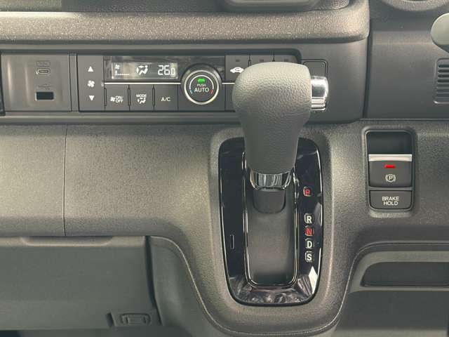 ホンダ Ｎ　ＢＯＸ カスタム ６６０ R8年 (近畿) 99