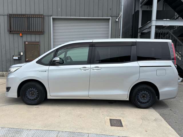 トヨタ ノア １．８ ハイブリッド Ｘ H30年 (近畿) 99