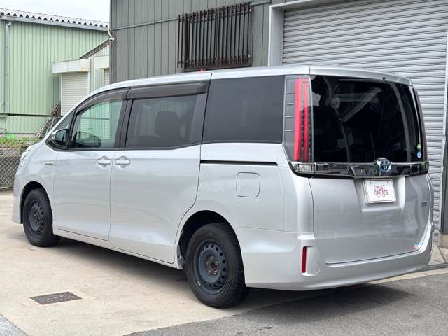 トヨタ ノア １．８ ハイブリッド Ｘ H30年 (近畿) 99