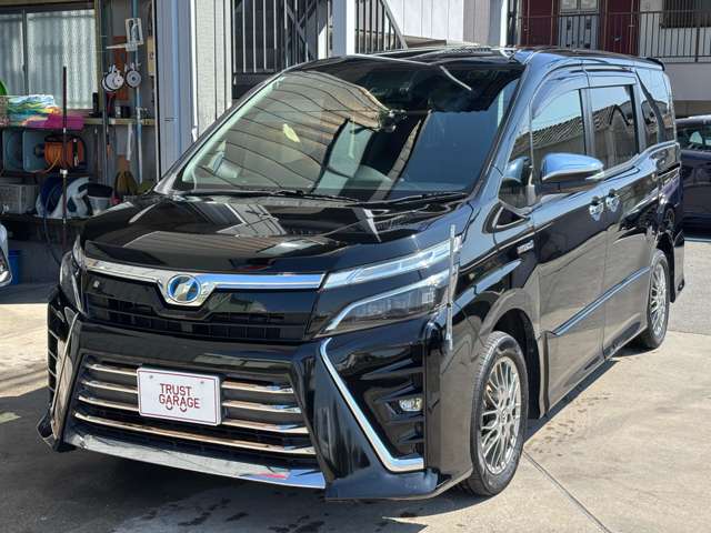 トヨタ ヴォクシー １．８ ハイブリッド ＺＳ 煌 H30年 (近畿) 99