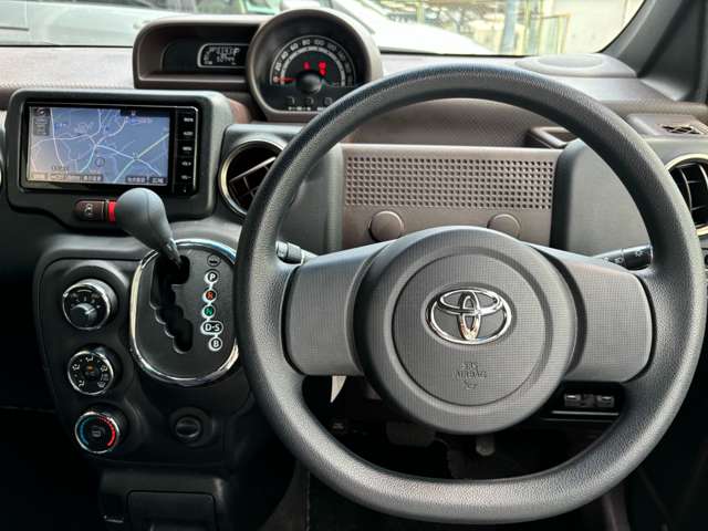 トヨタ スペイド １．５ Ｆ クイーン H27年 (近畿) 99