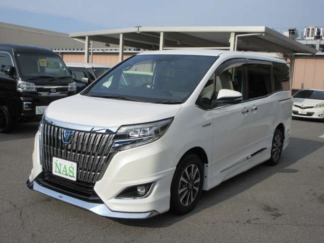 トヨタ エスクァイア　ハイブリッド １．８ ハイブリッド ＧＩ H29年 (近畿) 99