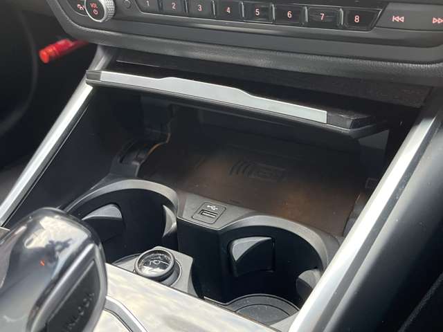 ＢＭＷ ３シリーズ ３２０Ｄ Ｘドライブ Ｍスポーツ ディーゼルターボ ４ＷＤ R2年 (近畿) 99