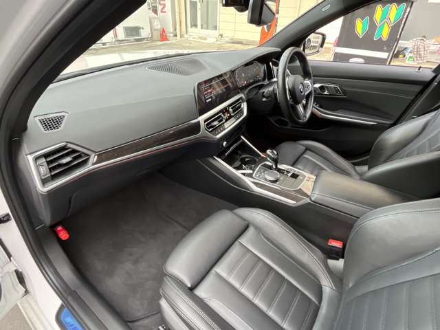 ＢＭＷ ３シリーズ ３２０Ｄ Ｘドライブ Ｍスポーツ ディーゼルターボ ４ＷＤ R2年 (近畿) 99