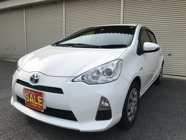 トヨタ アクア １．５ Ｓ H25年 (近畿) 99