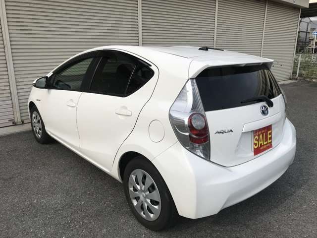 トヨタ アクア １．５ Ｓ H25年 (近畿) 99
