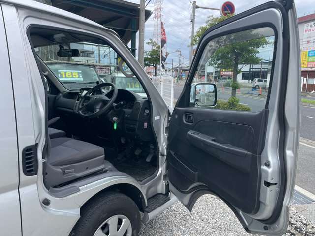 日産 キャラバンバン ２．０ ＤＸ ロングボディ H22年 (近畿) 99