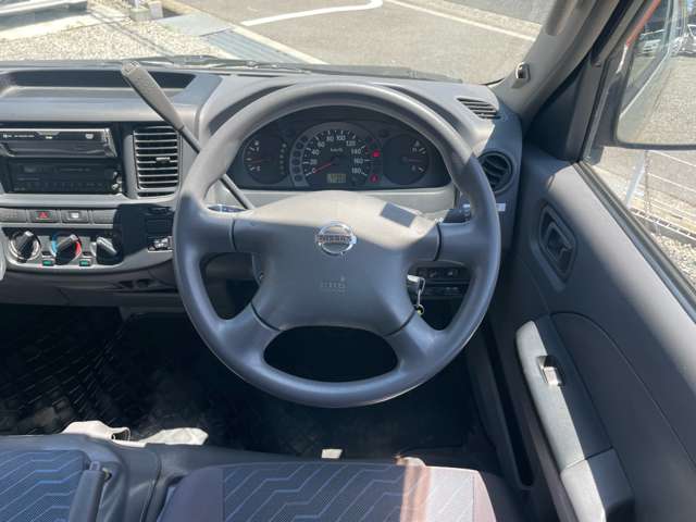 日産 キャラバンバン ５ドアバン２．０ＤＸロング６名 H18年 (近畿) 99
