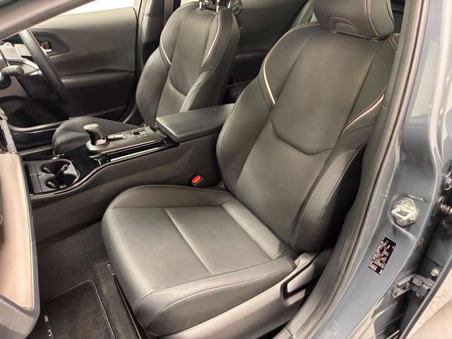 トヨタ プリウスＰＨＶ ２．０ プラグインハイブリッド Ｚ R5年 (近畿) 99