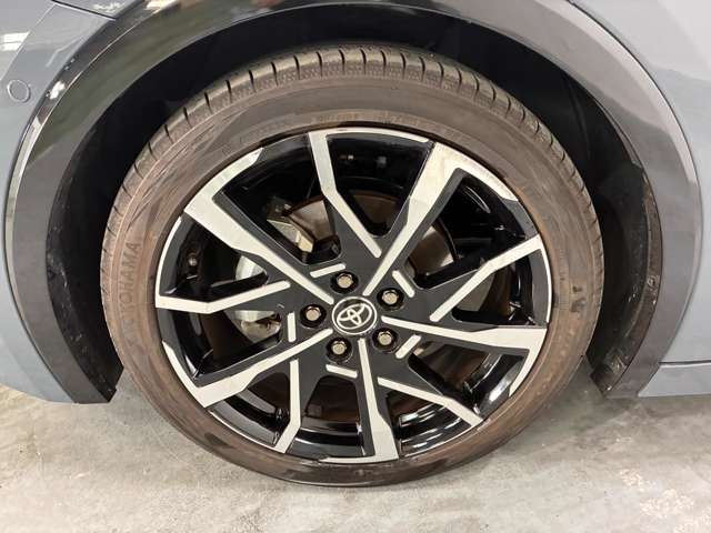 トヨタ プリウスＰＨＶ ２．０ プラグインハイブリッド Ｚ R5年 (近畿) 99