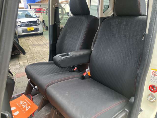 ホンダ Ｎ　ＢＯＸ ６６０ カスタムＧ Ａパッケージ ２トーンカラースタイル H26年 (近畿) 99