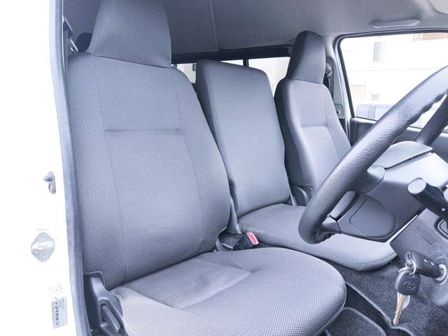 トヨタ ハイエースバン ２．０ ウェルキャブ Ｃタイプ ロング H24年 (近畿) 99
