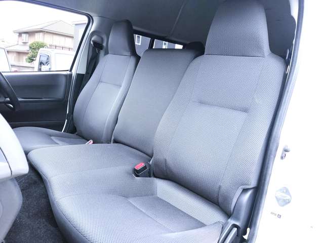 トヨタ ハイエースバン ２．０ ウェルキャブ Ｃタイプ ロング H24年 (近畿) 99