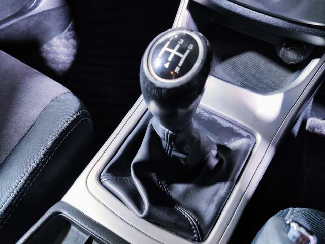 スバル インプレッサ １．５ Ｉ－Ｓ ４ＷＤ H22年 (近畿) 99