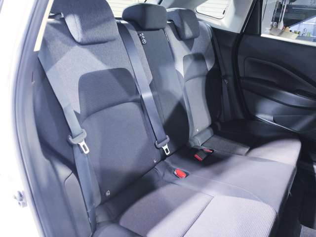 日産 ノート １．２ Ｓ R3年 (近畿) 99