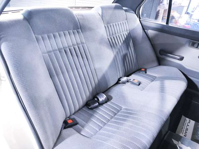 日産 パルサーセダン Ｍ１ S61年 (近畿) 99