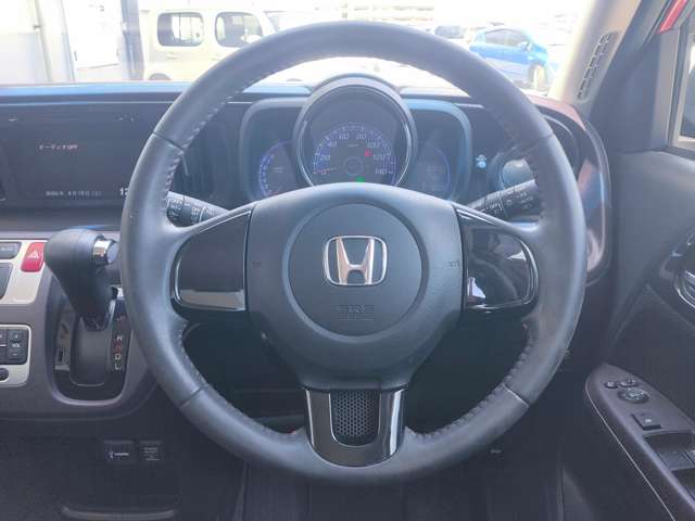 ホンダ Ｎ−ＯＮＥ ６６０ プレミアム H26年 (近畿) 99