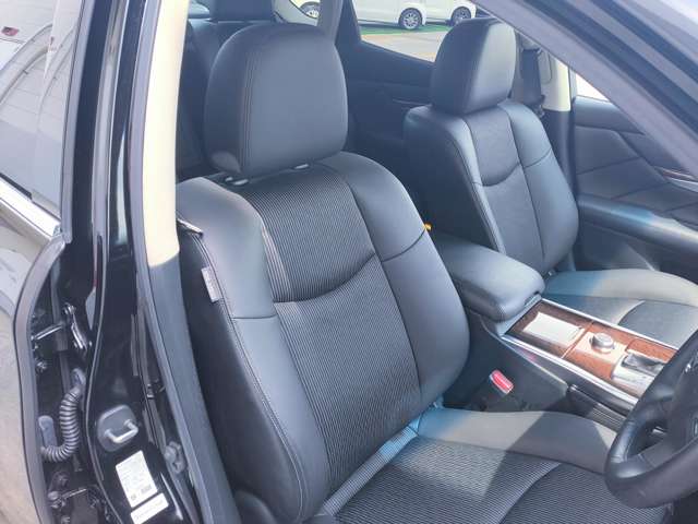 日産 フーガ ２．５ ２５０ＧＴ Ａパッケージ H22年 (近畿) 99