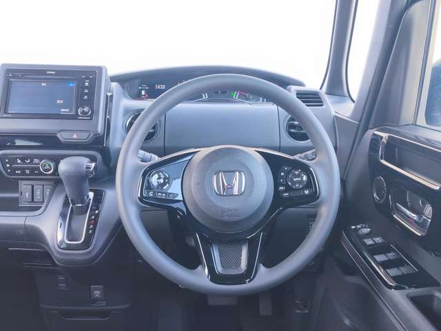 ホンダ Ｎ　ＢＯＸ カスタム ６６０ Ｌ R3年 (近畿) 99