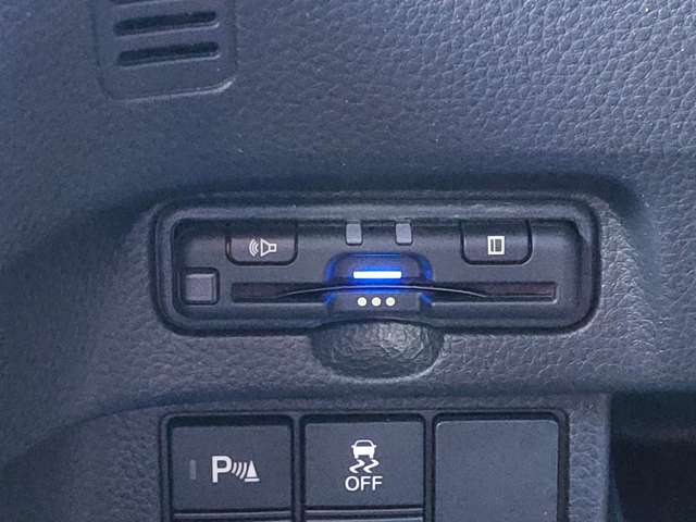 ホンダ Ｎ　ＢＯＸ カスタム ６６０ Ｌ R3年 (近畿) 99