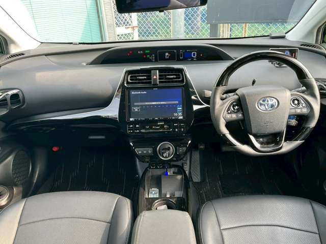 トヨタ プリウスＰＨＶ １．８ Ｓ H29年 (近畿) 99