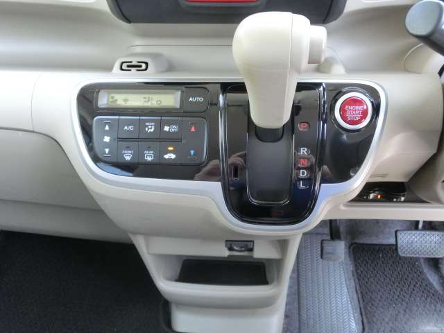 ホンダ Ｎ　ＢＯＸ ６６０ Ｇ H26年 (近畿) 99
