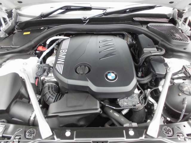 ＢＭＷ ５シリーズ ５２３Ｄ Ｘドライブ Ｍスポーツ ディーゼルターボ ４ＷＤ R7年 (近畿) 99