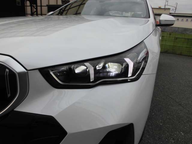 ＢＭＷ ５シリーズ ５２３Ｄ Ｘドライブ Ｍスポーツ ディーゼルターボ ４ＷＤ R7年 (近畿) 99