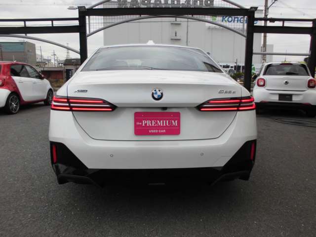 ＢＭＷ ５シリーズ ５２３Ｄ Ｘドライブ Ｍスポーツ ディーゼルターボ ４ＷＤ R7年 (近畿) 99