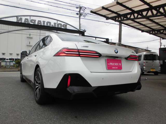 ＢＭＷ ５シリーズ ５２３Ｄ Ｘドライブ Ｍスポーツ ディーゼルターボ ４ＷＤ R7年 (近畿) 99