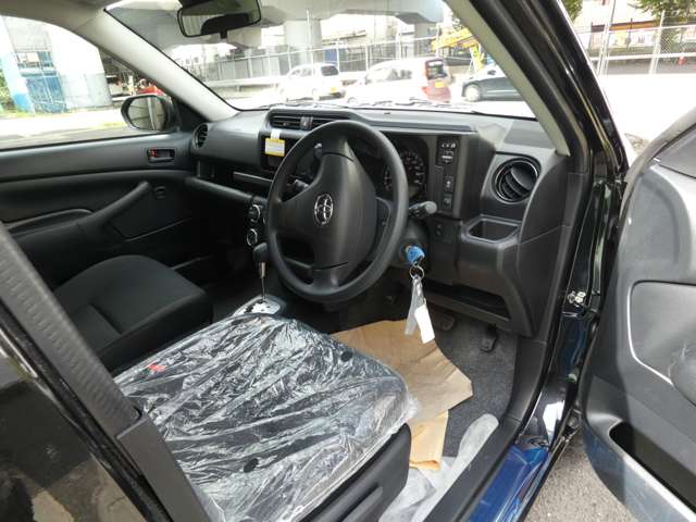 トヨタ プロボックスバン １．５ Ｆ ４ＷＤ R4年 (近畿) 99
