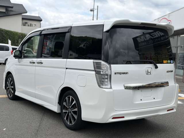 ホンダ ステップワゴン　スパーダ ２．０ スパーダ Ｚ クールスピリット H26年 (近畿) 99
