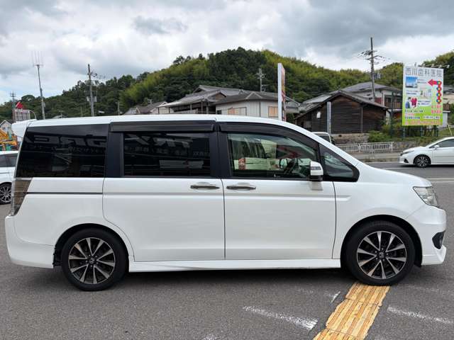 ホンダ ステップワゴン　スパーダ ２．０ スパーダ Ｚ クールスピリット H26年 (近畿) 99