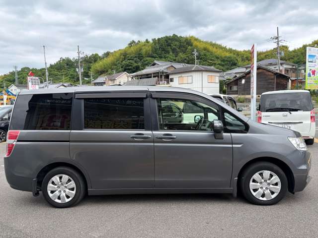 ホンダ ステップワゴン ２．０ Ｇ コンフォート セレクション H25年 (近畿) 99